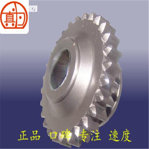 奇瑞519变速箱倒挡齿轮519