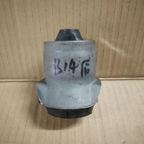 奇瑞M7威麟v5后桥衬套