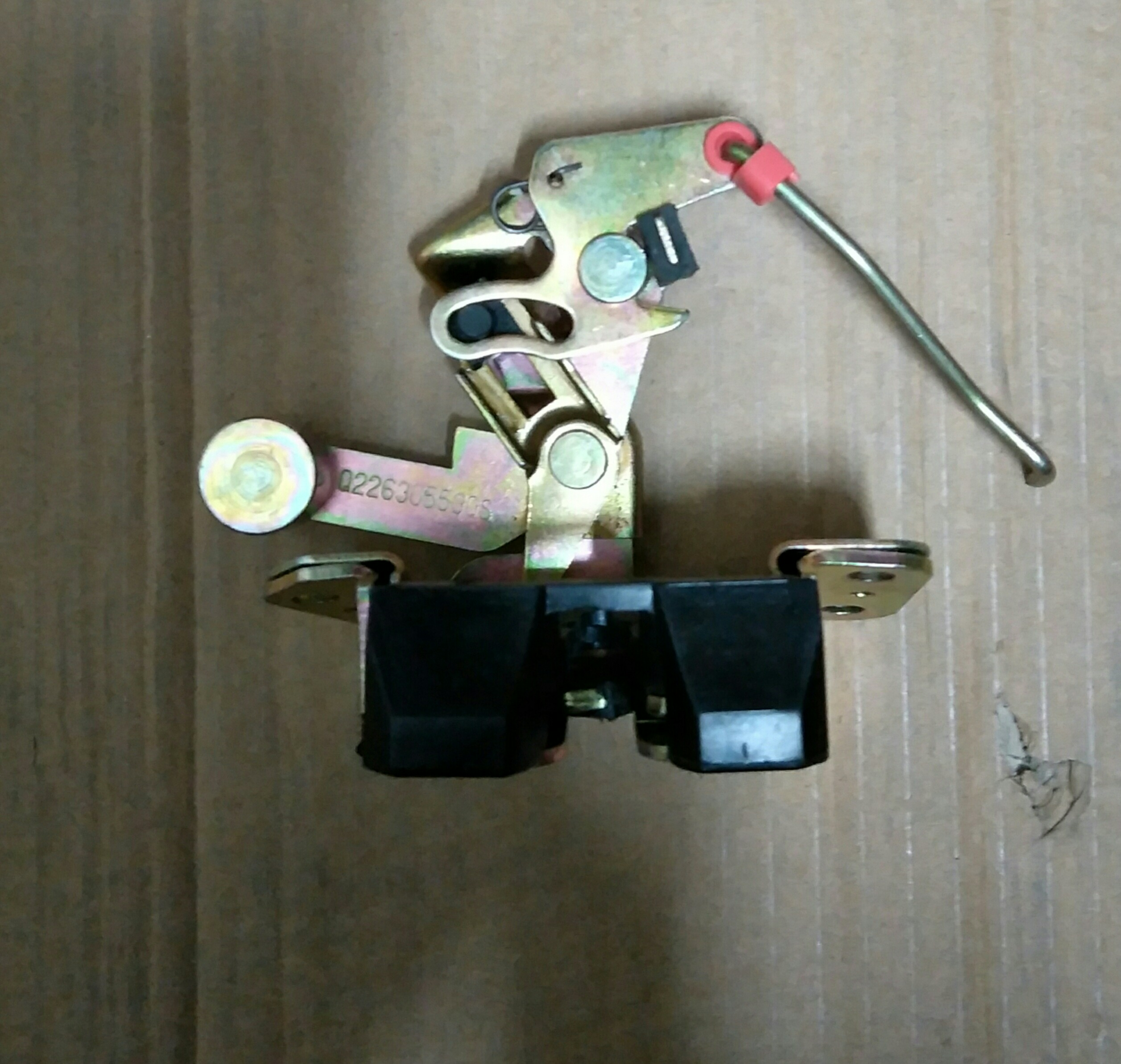 奇瑞开瑞优优后背门锁Q22Y