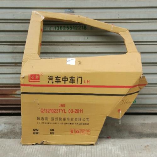 奇瑞艾瑞泽5左后车门J60-