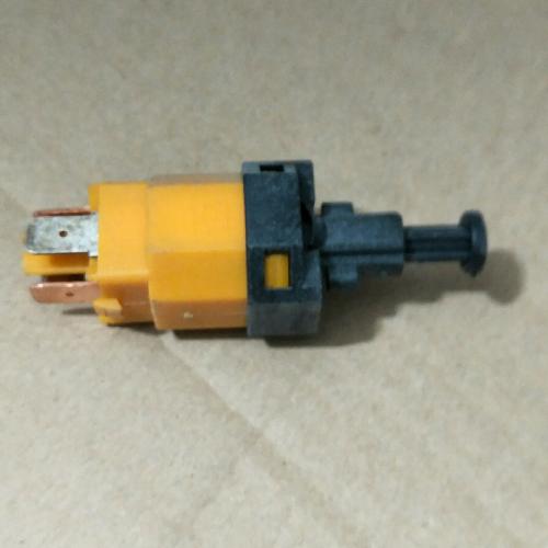 奇瑞QQ3M1制动灯开关Q3Y=M1