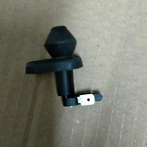 奇瑞QQ3后门接触开关Q3=V2