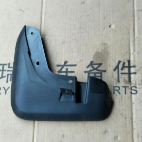 奇瑞瑞虎3左前挡泥皮T13Y