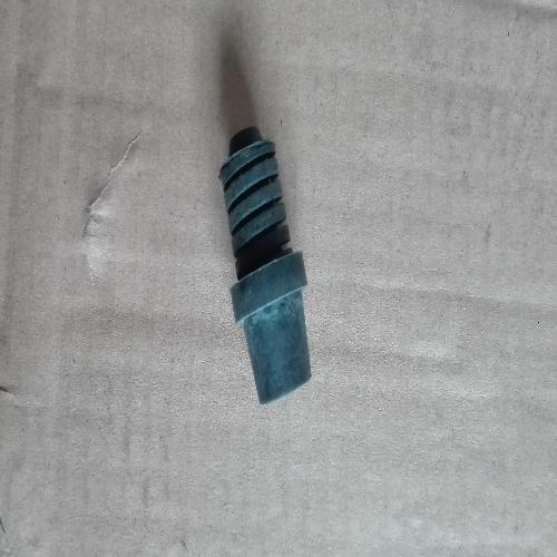 奇瑞A1行李箱缓冲块S12Y橡胶