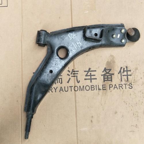 奇瑞V5右控制臂v5