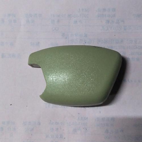 奇瑞瑞虎左安全带盖T11米色