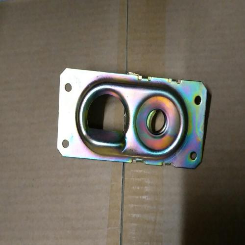 奇瑞瑞虎机盖锁T11Y下部