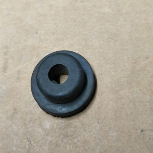 奇瑞东方之子冷凝器橡胶垫B11下