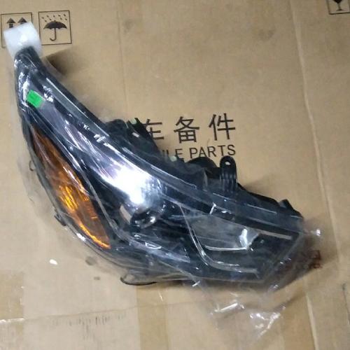 奇瑞艾瑞泽M7右电调前大灯M7Y