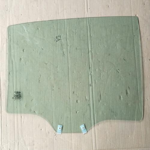 奇瑞E3右后门玻璃E3Y