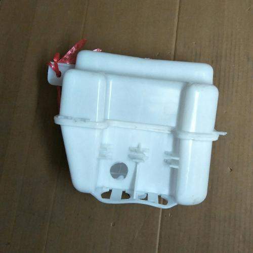 奇瑞QQ3喷水壶本体Q3-（单/大）