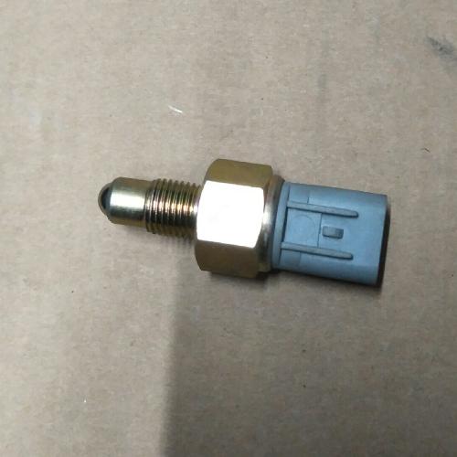 奇瑞523变速箱倒车灯开关523YB11T11