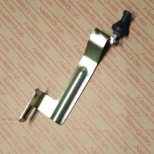 奇瑞A3发动机装饰罩支架A3(IV)