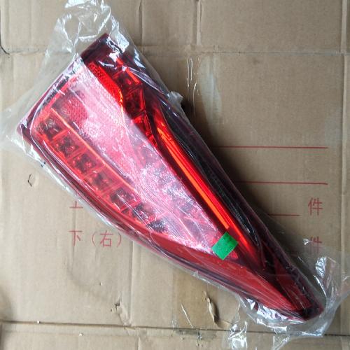 奇瑞艾瑞泽M7右后尾灯M7Y（活动）