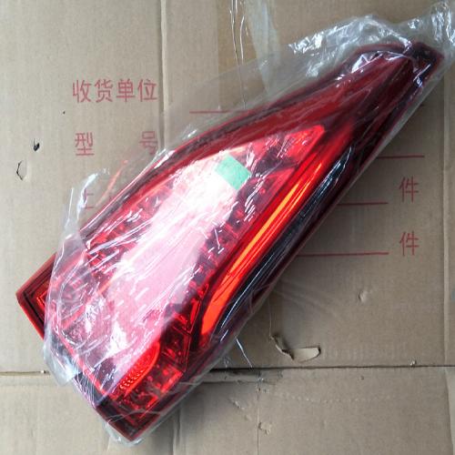 奇瑞艾瑞泽M7左右后内尾灯M7