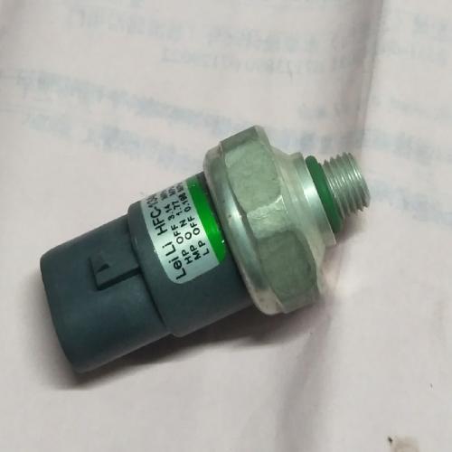 奇瑞旗云2空调高低压开关A152