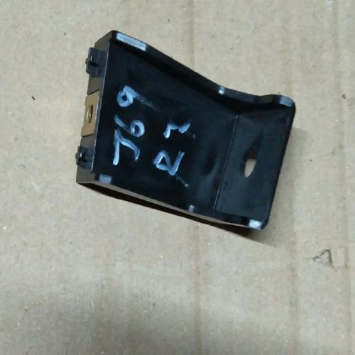 奇瑞瑞虎3X右后杠按装支架3XY下