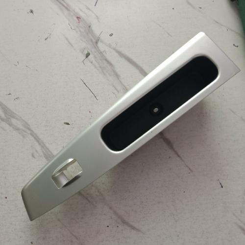奇瑞威麟V5左后门扶手盖V5Y