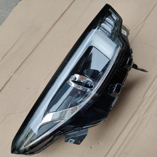 奇瑞艾瑞泽GX右前大灯GXY