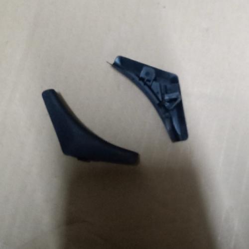 奇瑞瑞虎7后门C柱门洞压盖T15