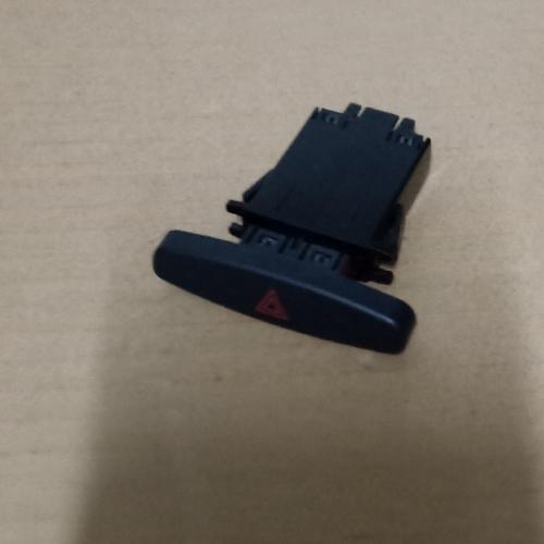 奇瑞G5报警灯开关G5Y