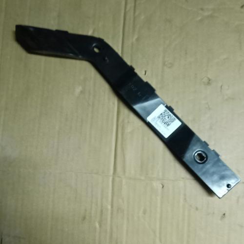 开瑞优胜左右后杠按装支架K00