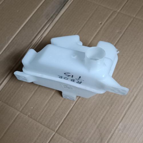 奇瑞瑞虎喷水壶本体T15Y