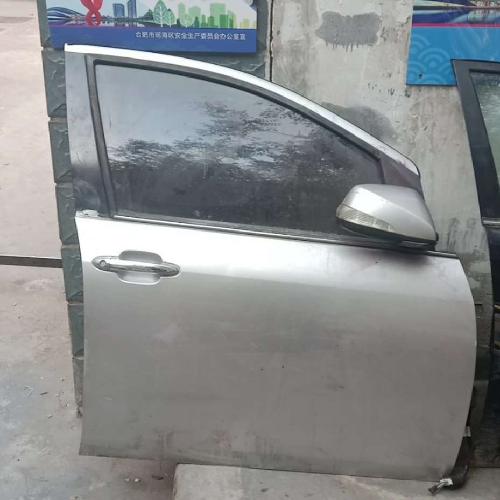 奇瑞威麟V5右前车门V5拆车