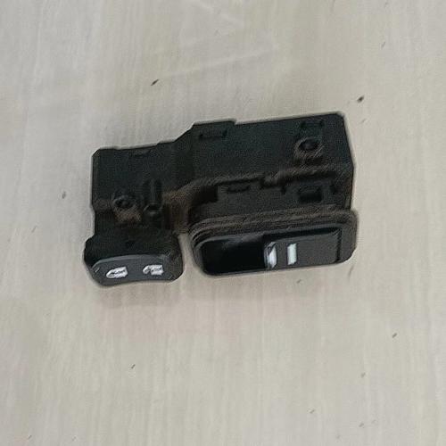 比亚迪S6右前门升降开关S6