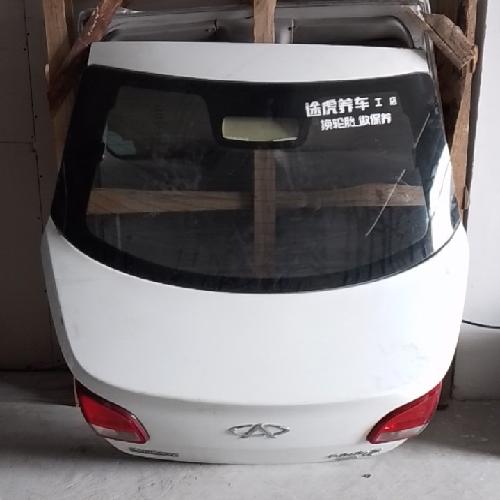 奇瑞新风云2三箱新款后背门A13三箱拆白