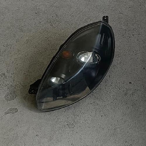 奇瑞X1左前大灯X1Y黑