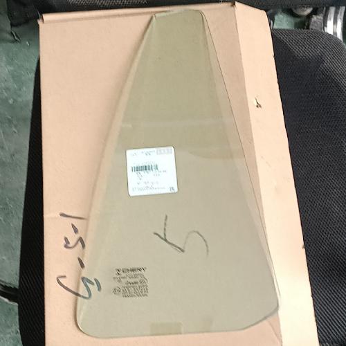 奇瑞瑞虎右后门三角窗玻璃T11