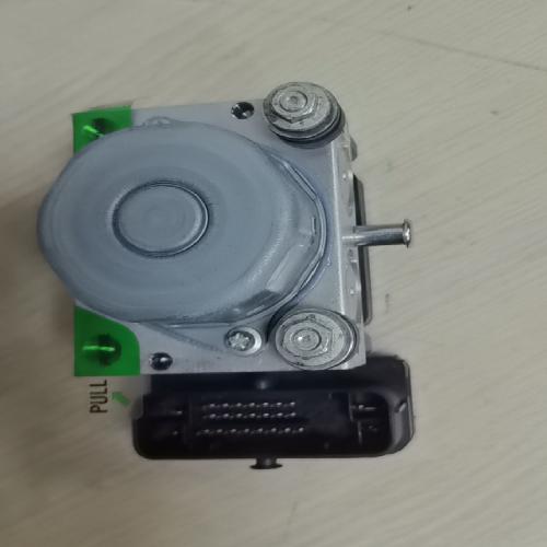 奇瑞瑞虎5ABS控制器T21拆