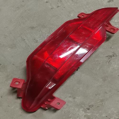 奇瑞20款瑞虎7左右后杠灯